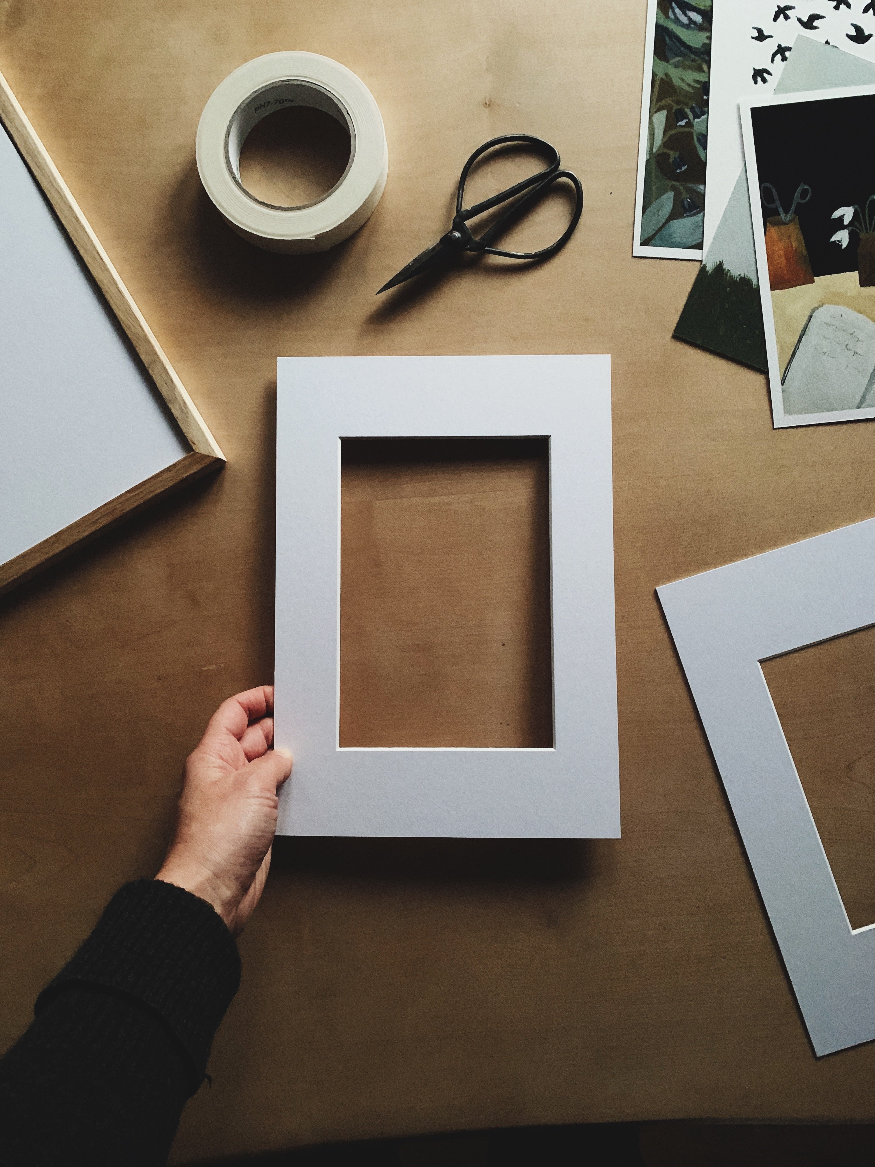 mount board for 5x7 inch print to fit in A4 frame